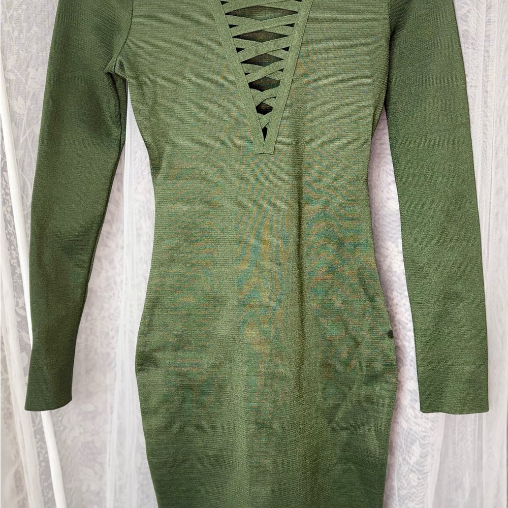 Elegant Green Long Sleeve Dress